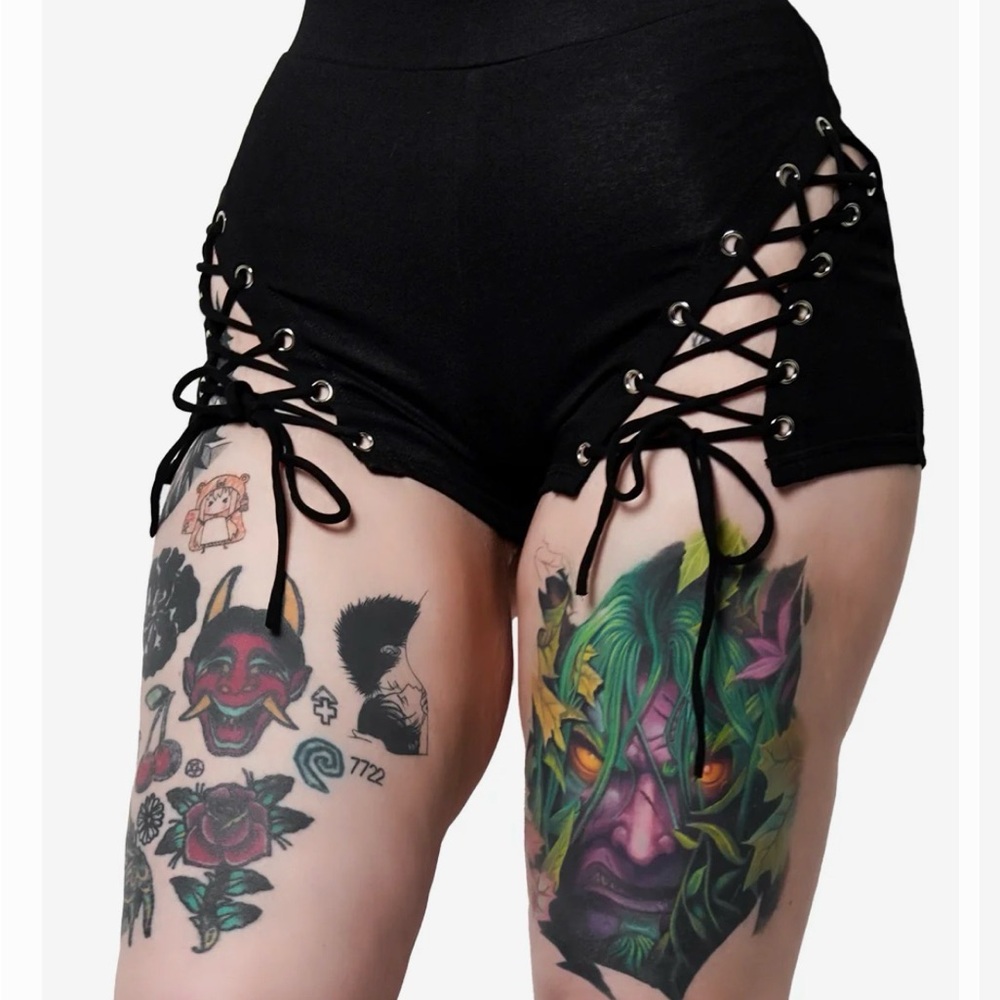 Alice Shorts